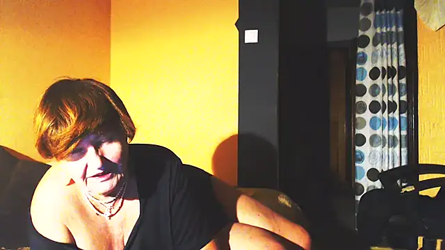 Snapshot of MioritaHard chatting on March 6, 2025, 10:36 pm MioritaHard online show from March 6, 2025, 10:36 pm