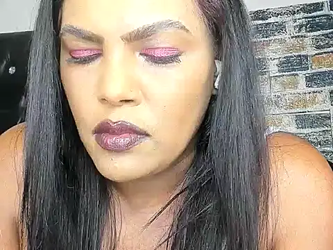 Snapshot of MySweetBitch143 chatting on January 13, 2026, 10:19 am MySweetBitch143 online show from January 13, 2026, 10:19 am