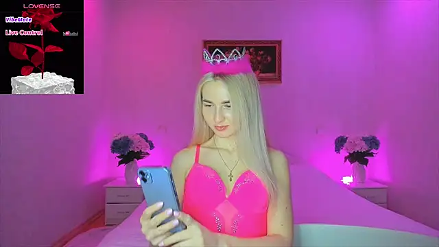 Snapshot of AnnaCarrera chatting on January 11, 2025, 10:51 pm AnnaCarrera online show from January 11, 2025, 10:51 pm