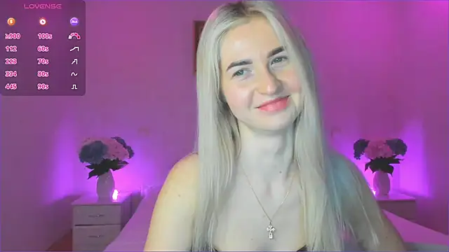 Snapshot of AnnaCarrera chatting on January 9, 2025, 12:57 am AnnaCarrera online show from January 9, 2025, 12:57 am