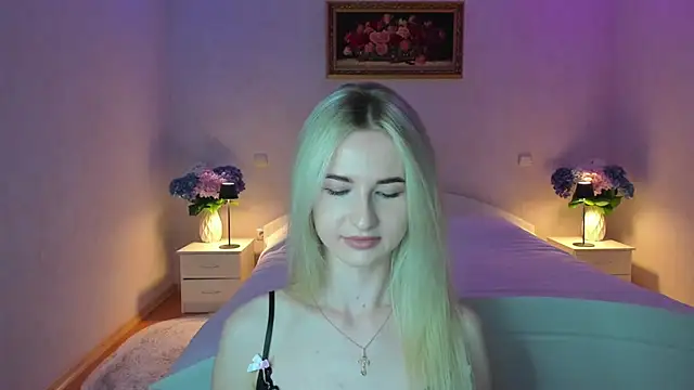 Snapshot of AnnaCarrera chatting on June 24, 2026, 9:01 pm AnnaCarrera online show from June 24, 2026, 9:01 pm