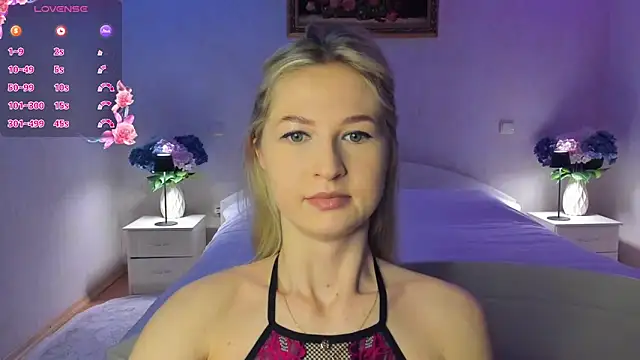 AnnaCarrera online show from February 26, 2026, 7:47 pm