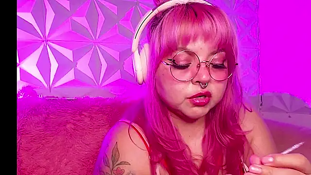 Satyn doll online show from February 14, 2026, 11:27 pm