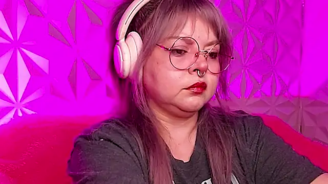 Satyn doll online show from October 29, 2025, 12:09 am