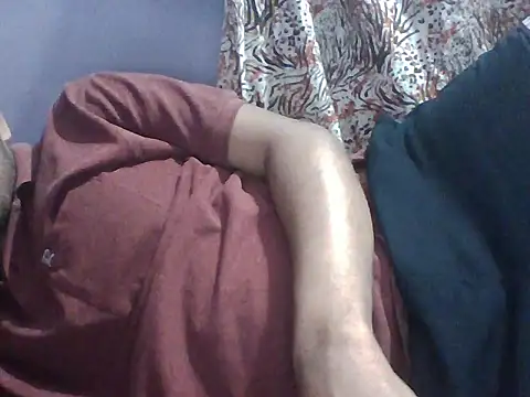 Snapshot of indianguy21 chatting on March 28, 2026, 3:24 pm indianguy21 online show from March 28, 2026, 3:24 pm
