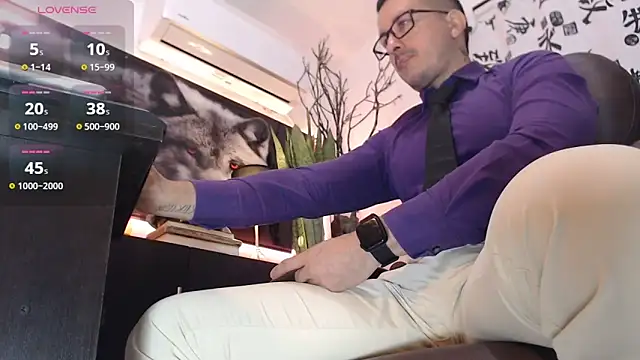 Snapshot of randyluke chatting on December 4, 2024, 11:57 am randyluke online show from December 4, 2024, 11:57 am