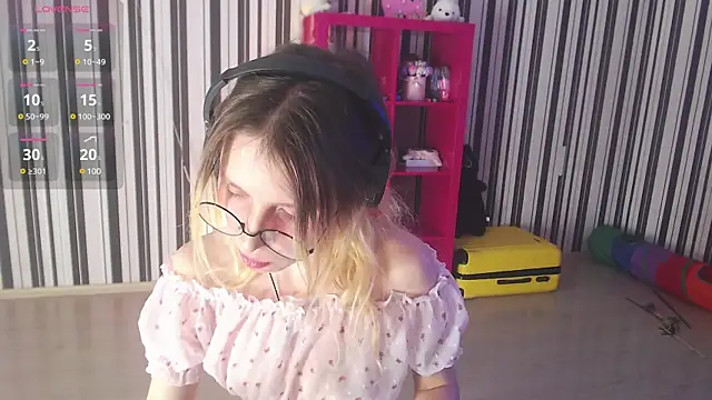  Hanna Moon  online show from December 18, 2024, 7:26 am