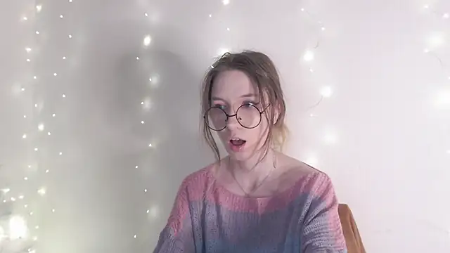 Snapshot of _Hanna_Moon_ chatting on January 13, 2026, 11:47 am Hanna Moon online show from January 13, 2026, 11:47 am