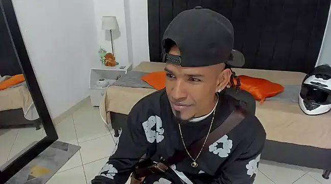 Snapshot of anhtony_wayans chatting on March 20, 2025, 11:56 pm anhtony wayans online show from March 20, 2025, 11:56 pm