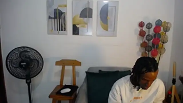 anhtony wayans online show from November 21, 2025, 10:42 pm