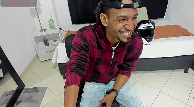 Snapshot of anhtony_wayans chatting on December 10, 2024, 11:51 pm anhtony wayans online show from December 10, 2024, 11:51 pm