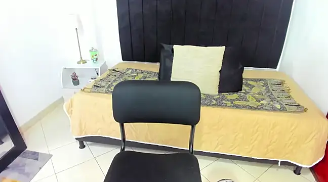 Snapshot of anhtony_wayans chatting on January 6, 2025, 11:41 pm anhtony wayans online show from January 6, 2025, 11:41 pm