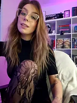 Snapshot of LilyOrion chatting on March 1, 2026, 1:49 am LilyOrion online show from March 1, 2026, 1:49 am