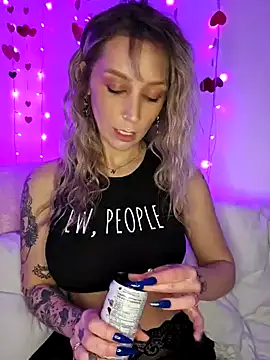 LilyOrion online show from February 9, 2025, 3:00 am