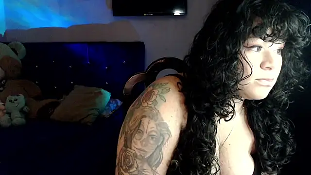 Snapshot of ANGELIQUE_KLANE chatting on October 25, 2025, 4:44 am ANGELIQUE KLANE online show from October 25, 2025, 4:44 am