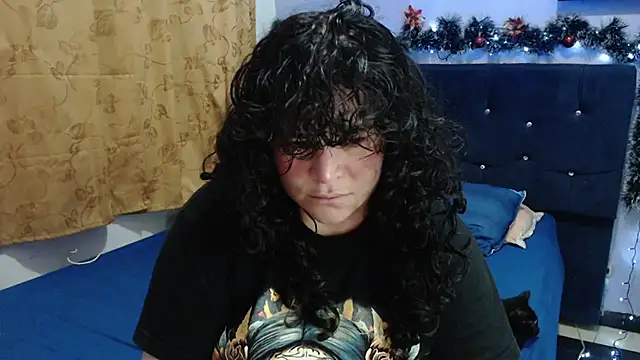 ANGELIQUE KLANE online show from December 19, 2025, 2:30 pm