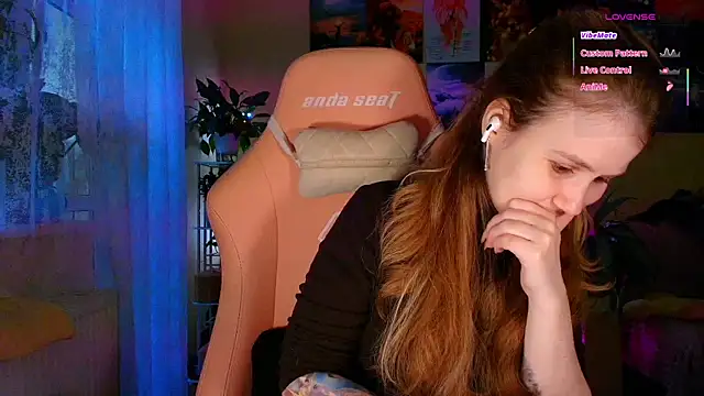 Snapshot of GoodWitch_ chatting on February 14, 2026, 7:52 am GoodWitch online show from February 14, 2026, 7:52 am