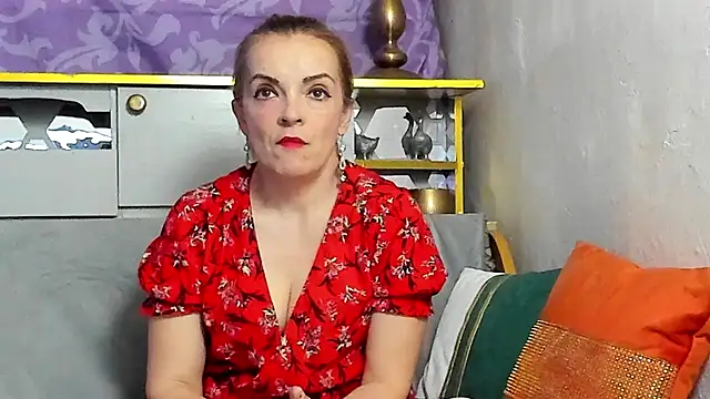 KateConner online show from April 6, 2026, 9:16 pm