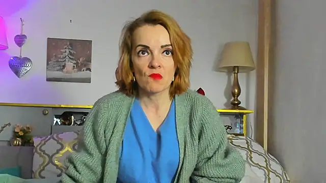 Snapshot of KateConner chatting on February 26, 2025, 8:15 pm KateConner online show from February 26, 2025, 8:15 pm