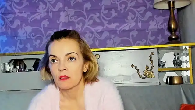 Snapshot of KateConner chatting on January 11, 2026, 2:13 pm KateConner online show from January 11, 2026, 2:13 pm