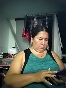 Brenda Berck  online show from April 1, 2026, 2:02 am