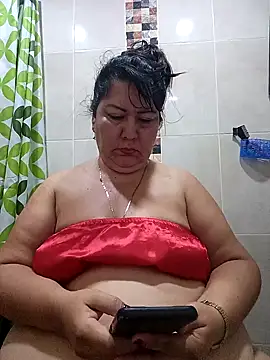 Snapshot of Brenda_Berck_ chatting on October 5, 2025, 10:06 am Brenda Berck online show from October 5, 2025, 10:06 am