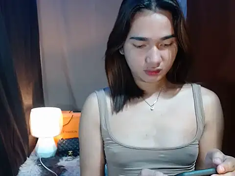 CasandraDiaz online show from December 4, 2025, 4:22 am