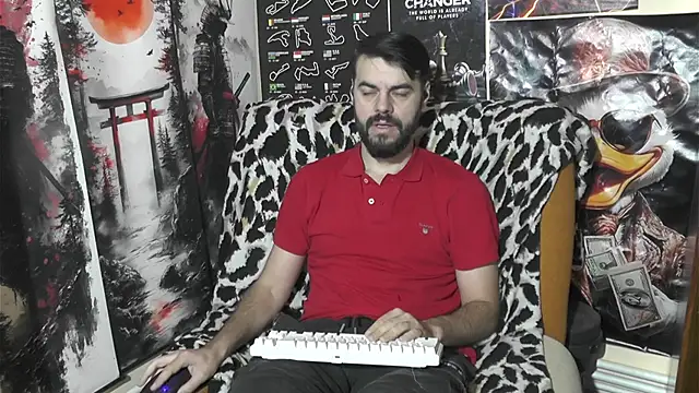 Snapshot of 00george chatting on February 18, 2026, 9:50 am 00george online show from February 18, 2026, 9:50 am