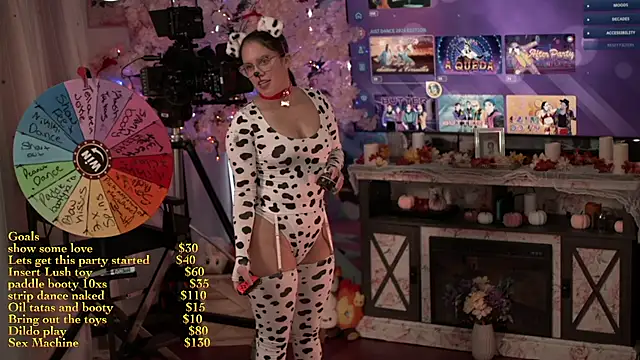 Nikki Torres online show from November 13, 2025, 2:37 am