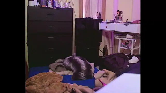 Mikela Alexa online show from December 6, 2024, 7:15 am