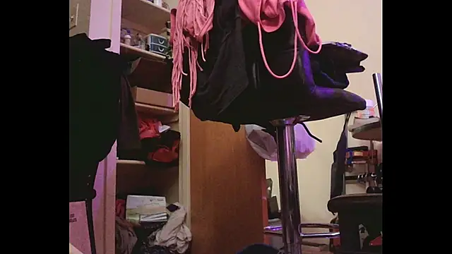 Mikela Alexa online show from December 6, 2024, 4:12 pm