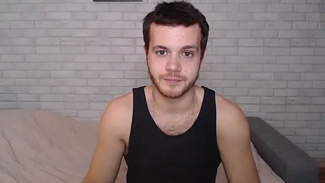 Alexxx horny online show from October 18, 2025, 1:46 pm
