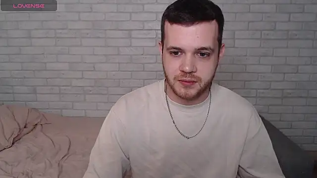 Snapshot of Alexxx_horny chatting on May 30, 2026, 11:16 am Alexxx horny online show from May 30, 2026, 11:16 am