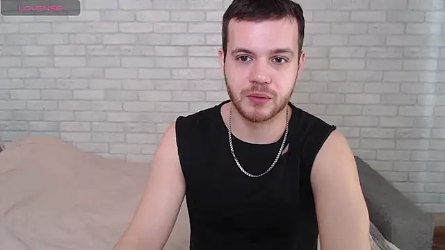 Snapshot of Alexxx_horny chatting on April 21, 2026, 6:53 am Alexxx horny online show from April 21, 2026, 6:53 am
