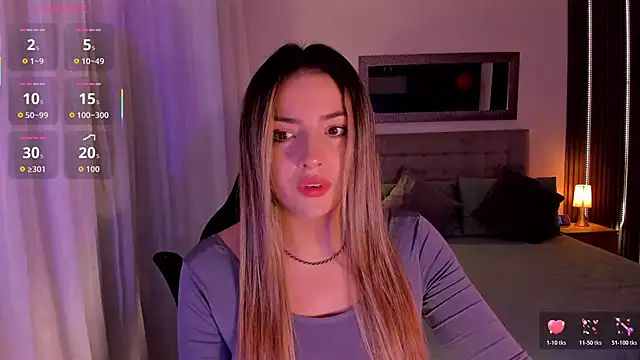 AmyWood online show from November 1, 2025, 2:33 pm