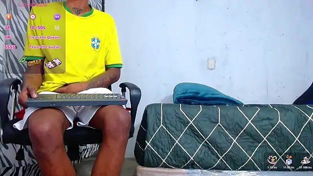 kilian xx online show from February 3, 2026, 4:32 am