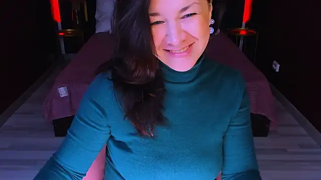 Snapshot of AnaMills chatting on February 26, 2026, 10:15 am AnaMills online show from February 26, 2026, 10:15 am