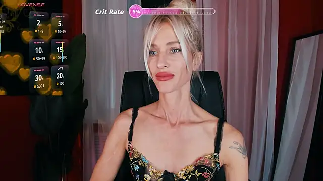 CindySw online show from September 15, 2025, 11:10 am