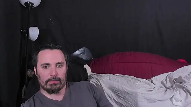 Metalstud online show from April 9, 2026, 1:07 am