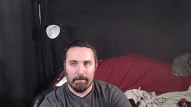 Metalstud online show from October 26, 2025, 8:09 pm