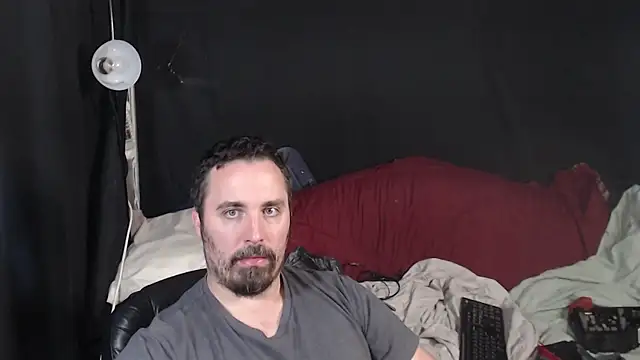 Metalstud online show from October 16, 2025, 5:59 am