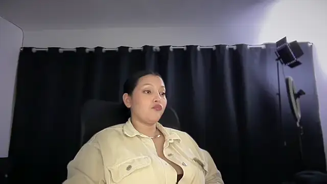 MarcellaGriffin online show from September 24, 2025, 12:40 am