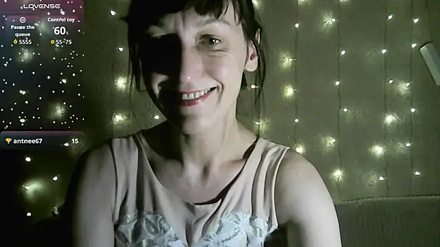 Snapshot of MarieODahliaS chatting on December 22, 2025, 12:38 pm MarieODahliaS online show from December 22, 2025, 12:38 pm