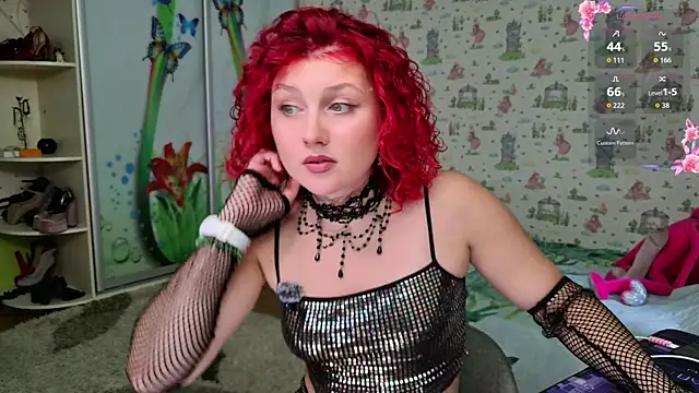 SmokyRose online show from July 6, 2026, 10:44 am