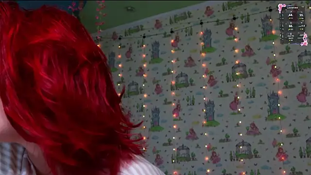 SmokyRose online show from October 3, 2025, 9:22 am