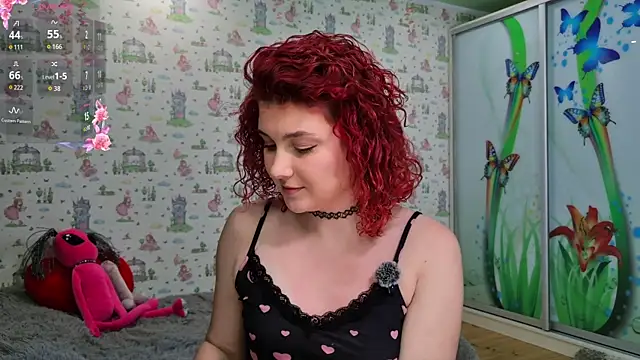 SmokyRose online show from June 22, 2026, 10:23 am