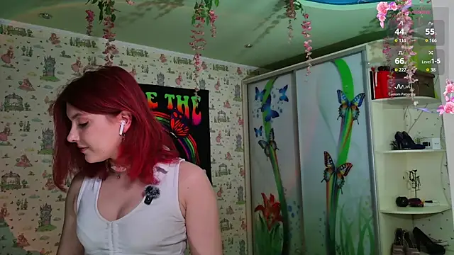 SmokyRose online show from May 9, 2026, 11:02 am