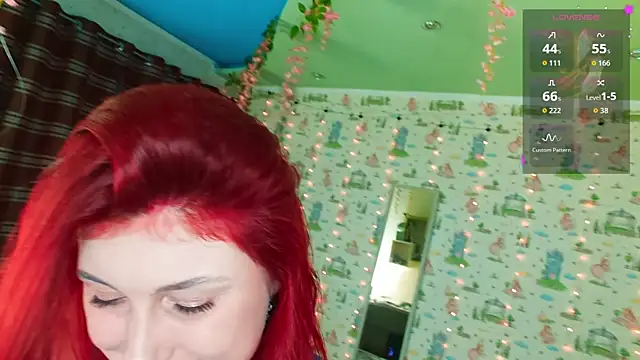 SmokyRose online show from December 15, 2025, 2:01 pm