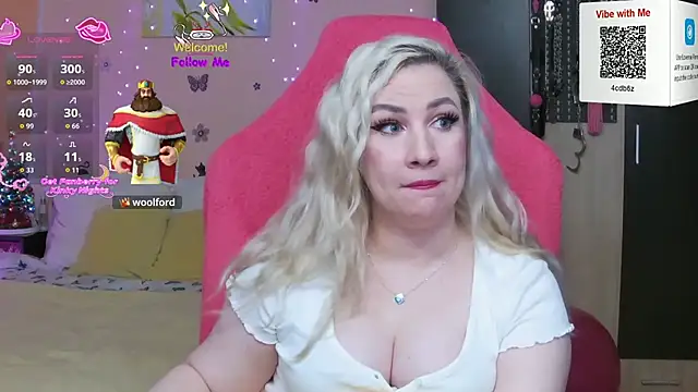 Snapshot of MissLexyGold chatting on December 13, 2025, 8:04 pm MissLexyGold online show from December 13, 2025, 8:04 pm