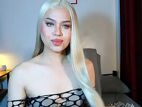 Snapshot of MistressLuna1 chatting on April 28, 2026, 6:12 pm MistressLuna1 online show from April 28, 2026, 6:12 pm
